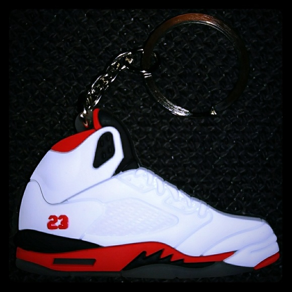 Jordan Accessories - Retro 5s Keychain Bundle 3 for 20% Off